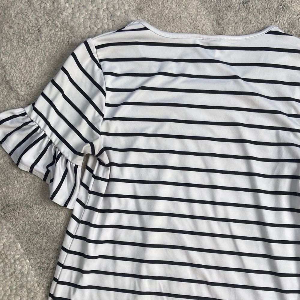✨5 for $15✨ Striped Ruffle Sleeve Top - Blue and White - Picture 8 of 8